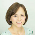 <strong>いとう まい子</strong><br><span class="fz-12px"><span class="fz-14px">(俳優、研究者、経営者)</span></span>